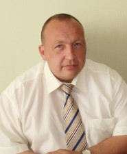 Министра здравоохранения Омской области продолжает знакомиться с материалами уголовного дела Министра здравоохранения Омской области продолжает знакомиться с материалами уголовного дела
