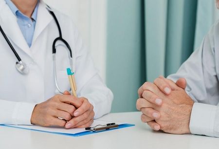 Как избежать врачебных ошибок при выборе исполнителя на Омском рынке