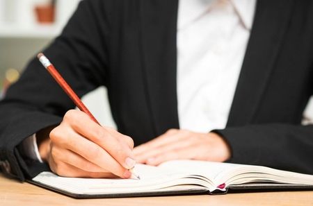 Консультация специалиста судебно-медицинской экспертизы в гражданском процессе